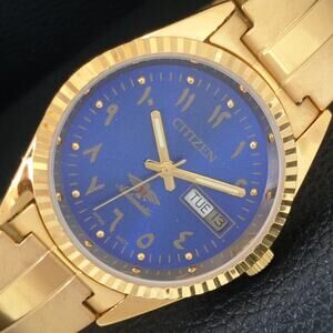 Vintage 1974 Citizen Automatic Mens Gold Watch W/daydate & Blue accents
